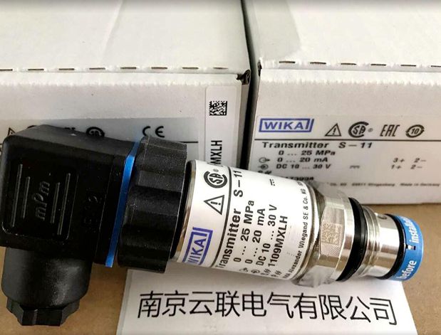 ?WIKA  S-11 變送器   工業(yè)應(yīng)用  特性：壓力范圍從0...16 bar至0...1000 bar 應(yīng)用：機(jī)械制造 液體/氣體測(cè)量 